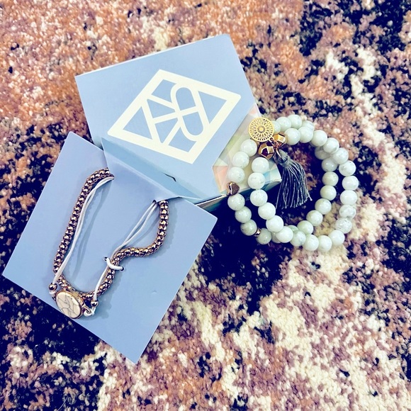 AMELIA RUE || Cora 4-Piece Bracelet Set in Cyan/Gray + Gold ⭐️NEW IN BOX⭐️ - Picture 7 of 7